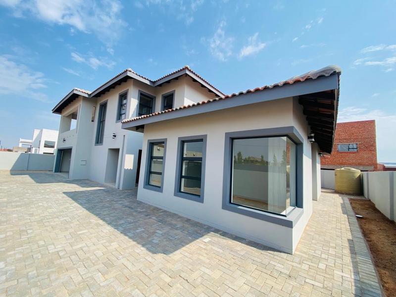 5 Bedroom Property for Sale in Royldene Northern Cape